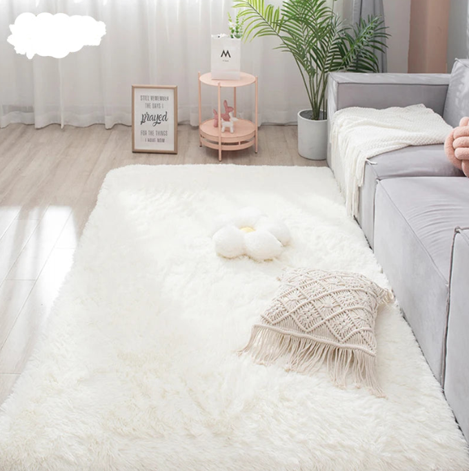 Sara Soft Shaggy White Rug – Cozy Plush Carpet for Bedroom & Kids Room