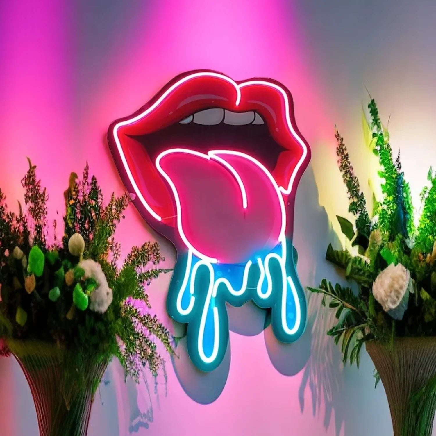 Neon Drip Lips Light