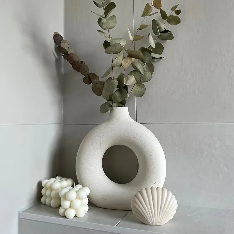 Minimalist Nordic Donut Design Vase