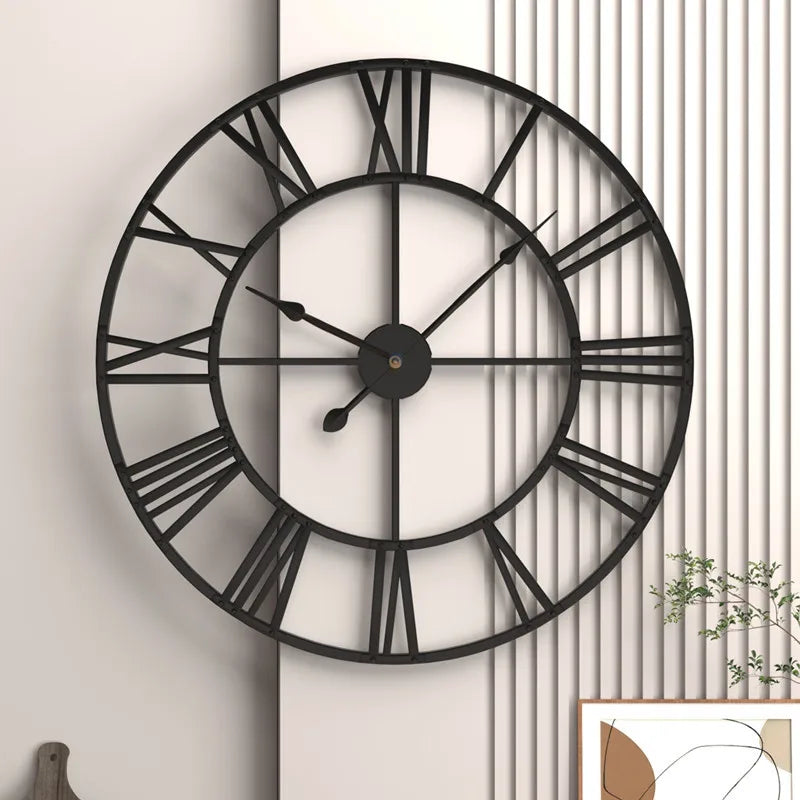 Reloj de pared retro con números romanos