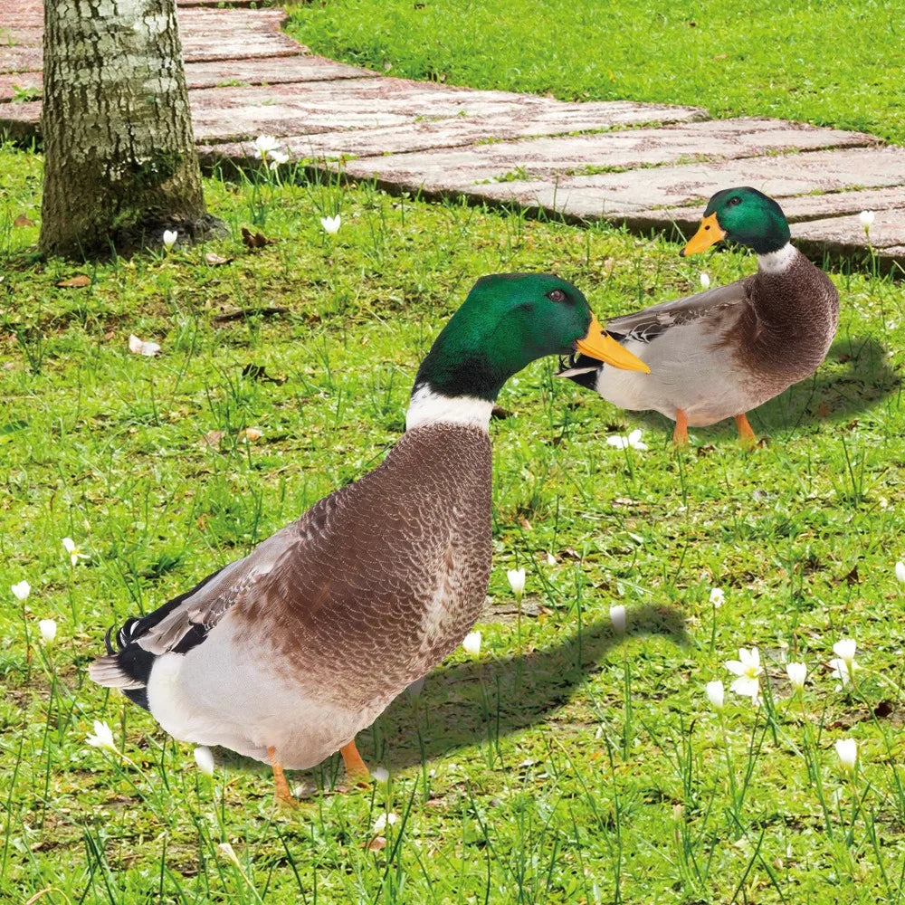 Entenskulptur | Lebensechte Ente für den Garten