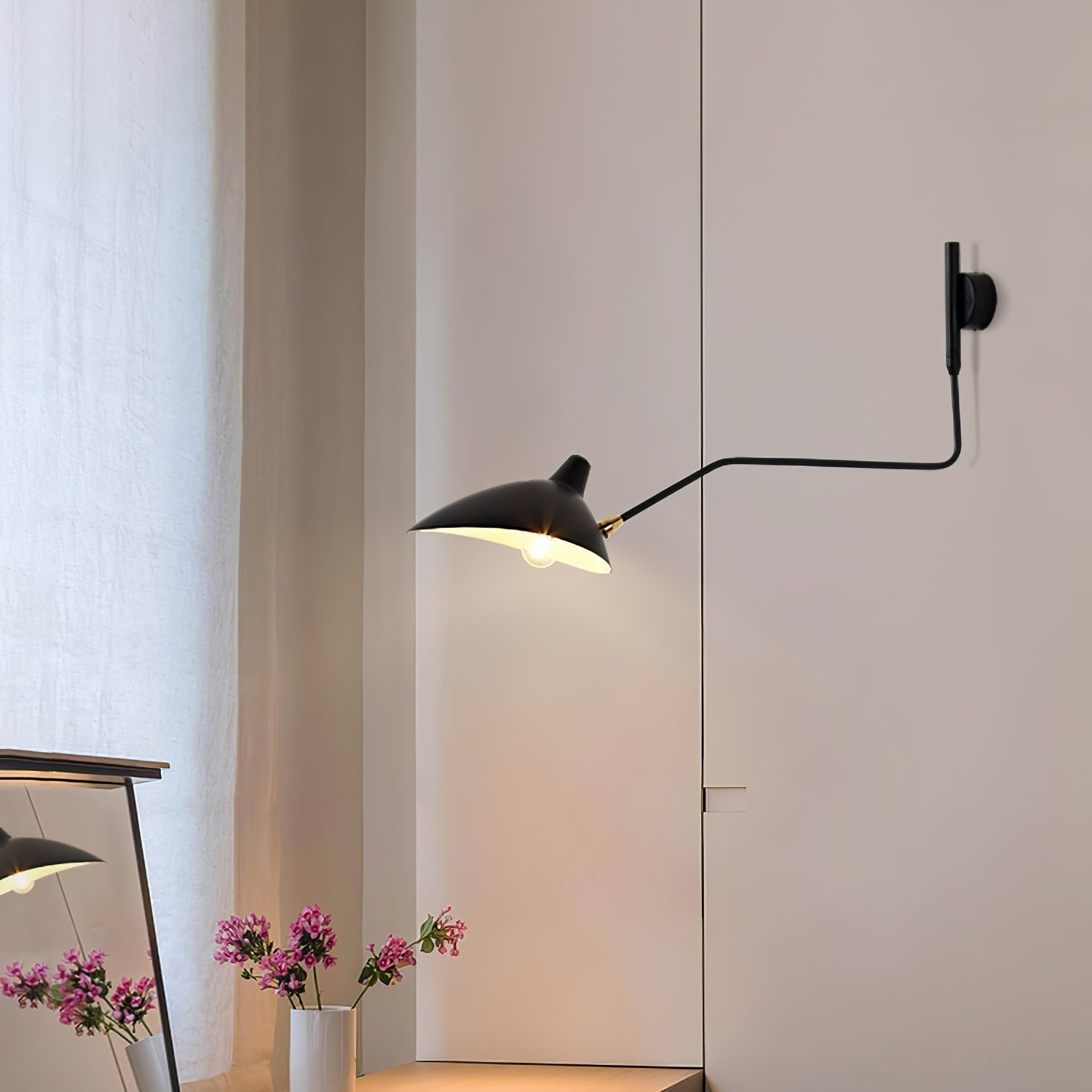 MouilleStyle - Elegante und skulpturale Wandlampe