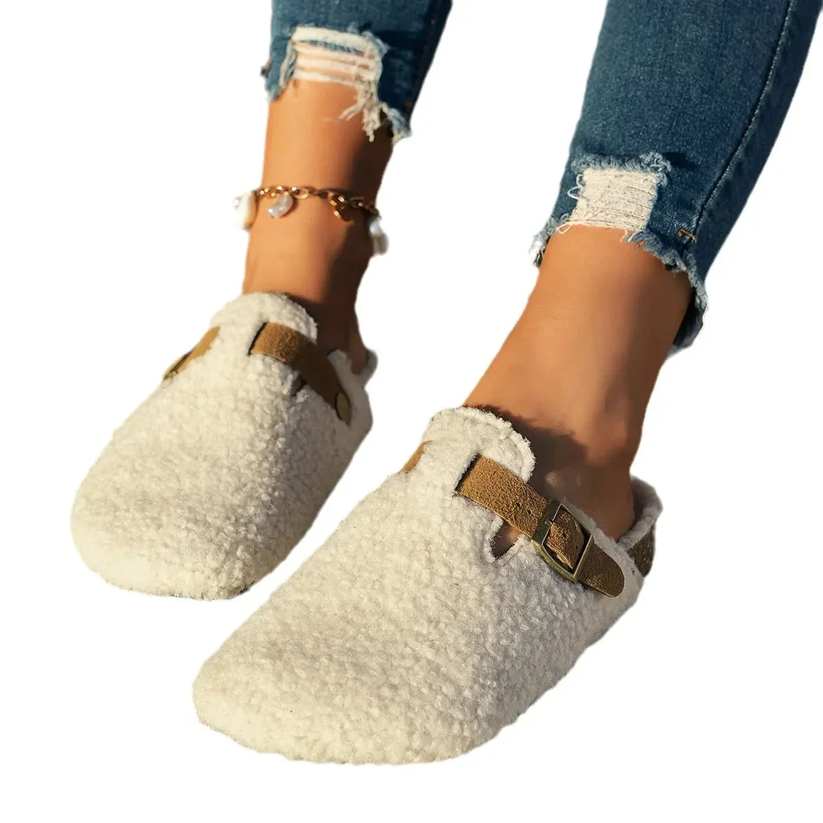 ConfortLuxe - Thick and Fluffy Winter Slippers