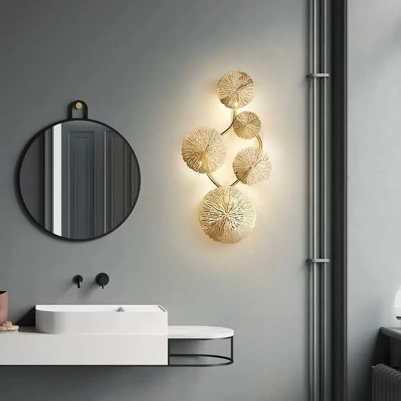 Vrimlo  Leaf Modern Wall Lamp