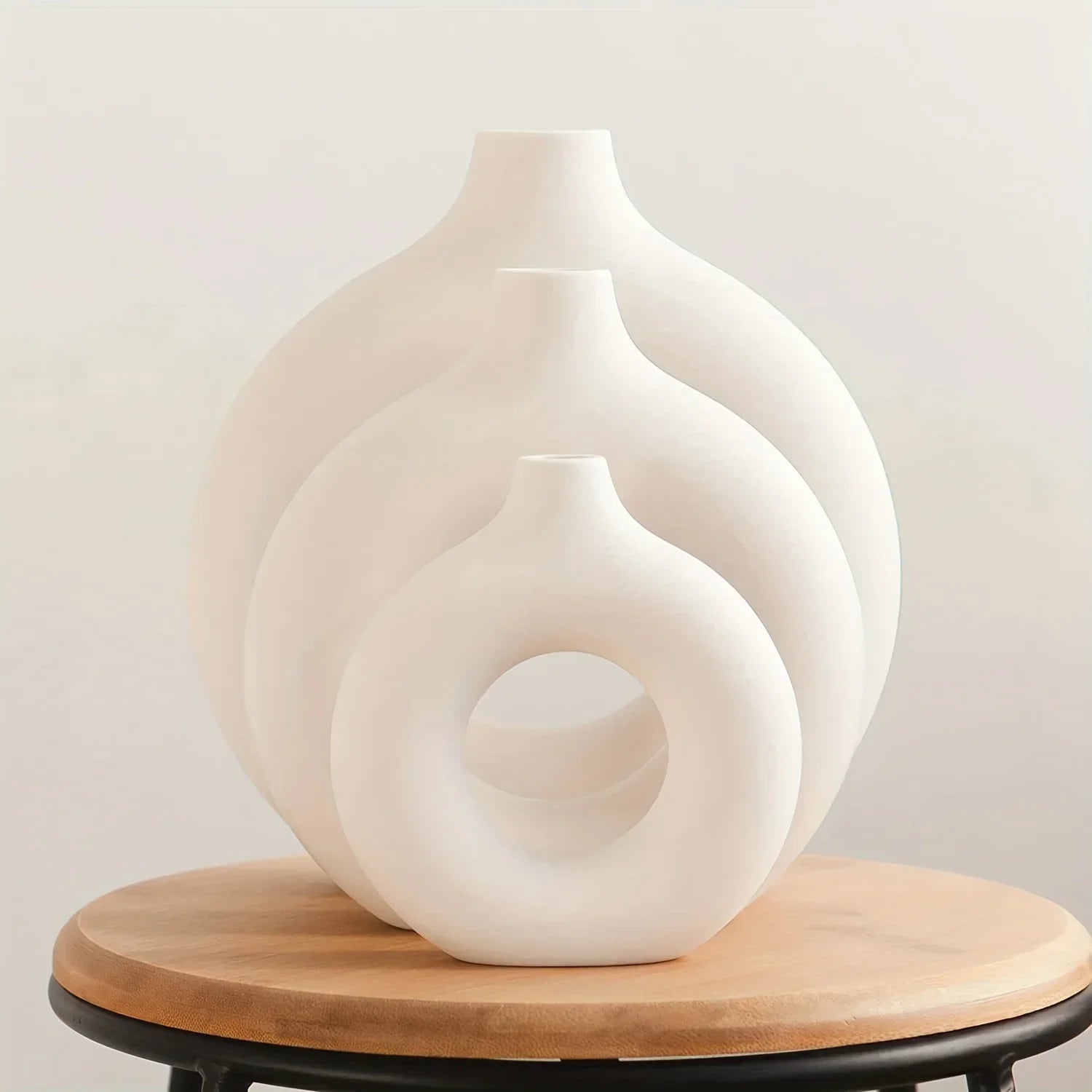 Minimalist Nordic Donut Design Vase