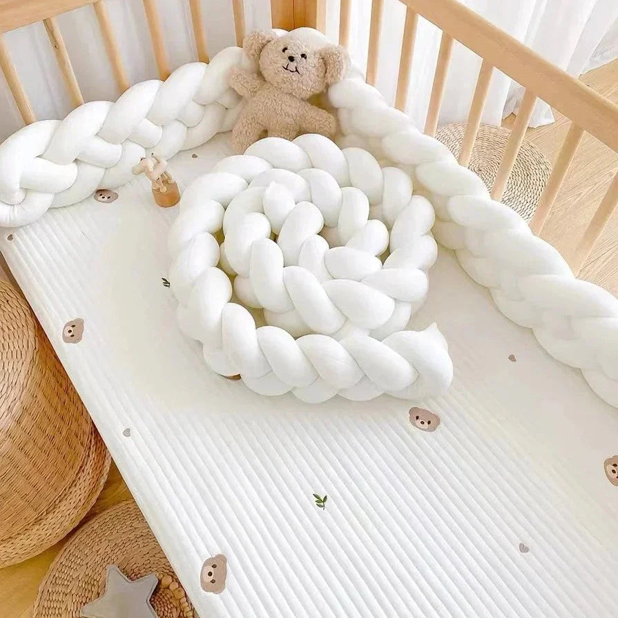 Baby Knot Bed Bumper & Nest - Hvid, Lysegrå & Mørkegrå