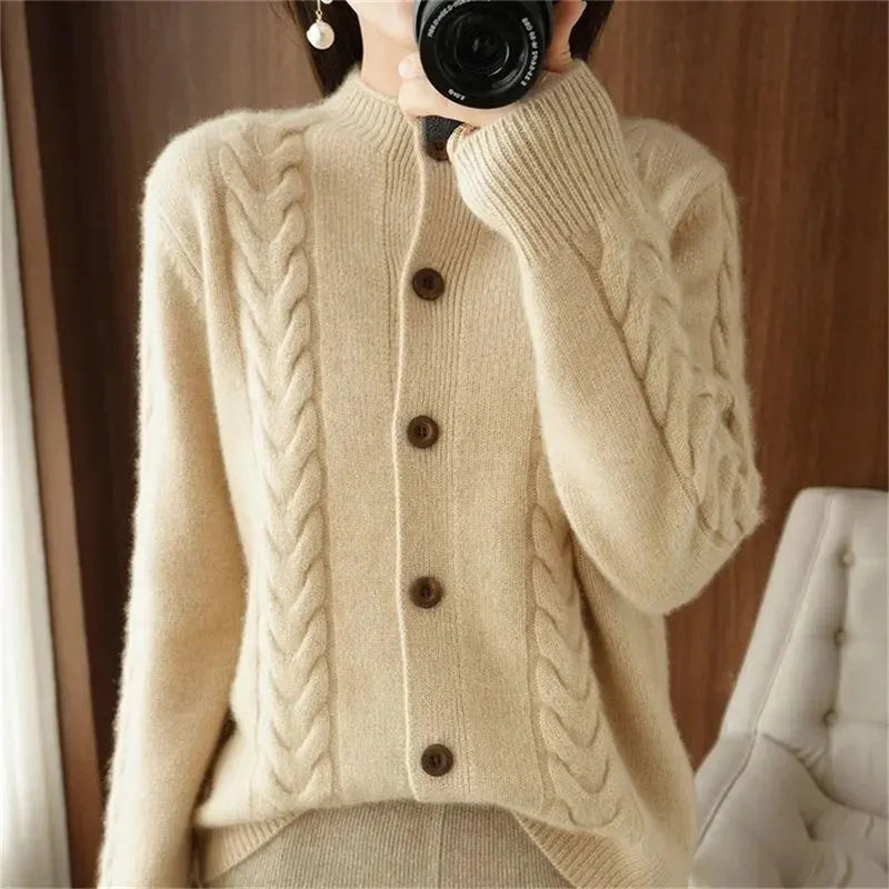 Elegant strikket cardigan