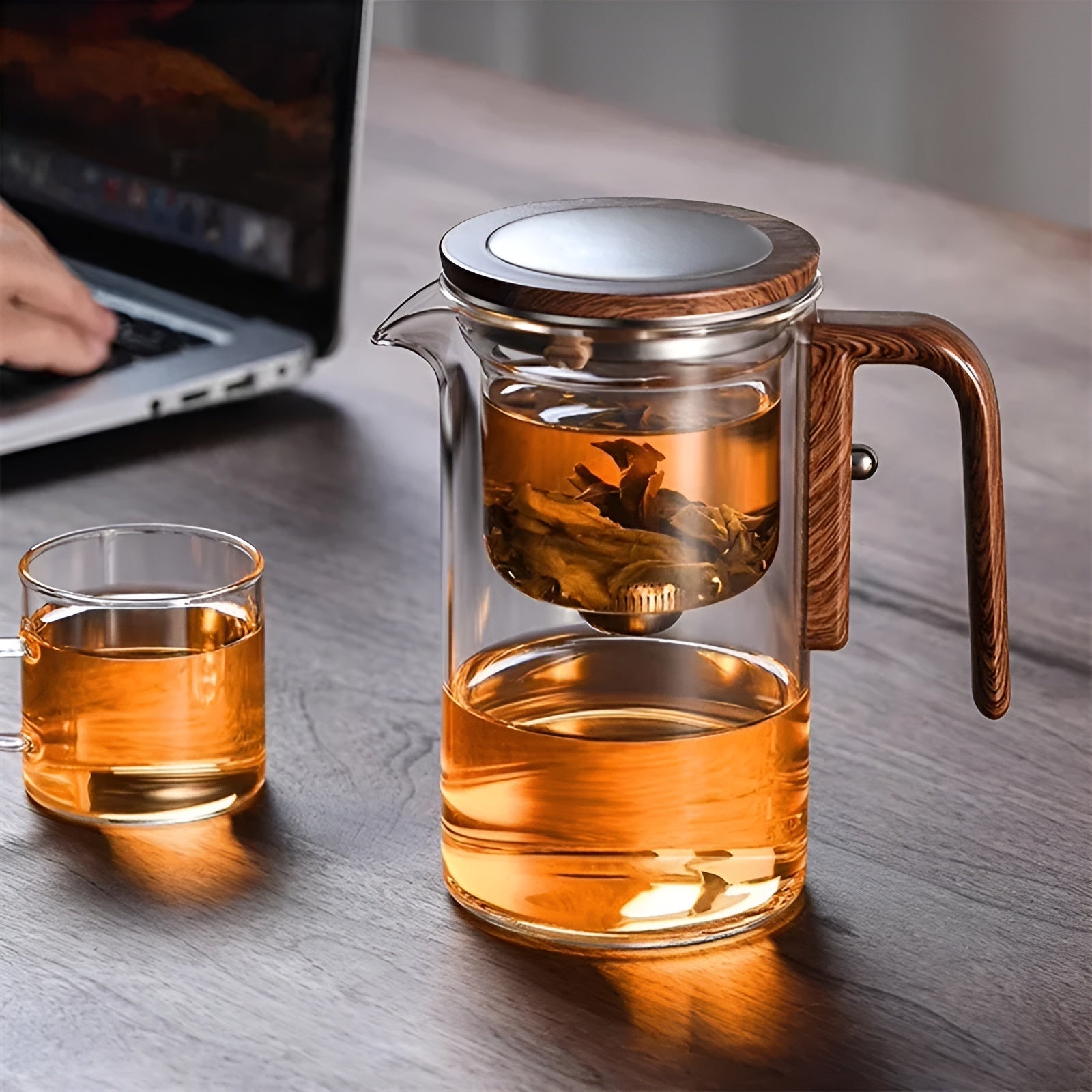 Glas Teapot med Trähandtag