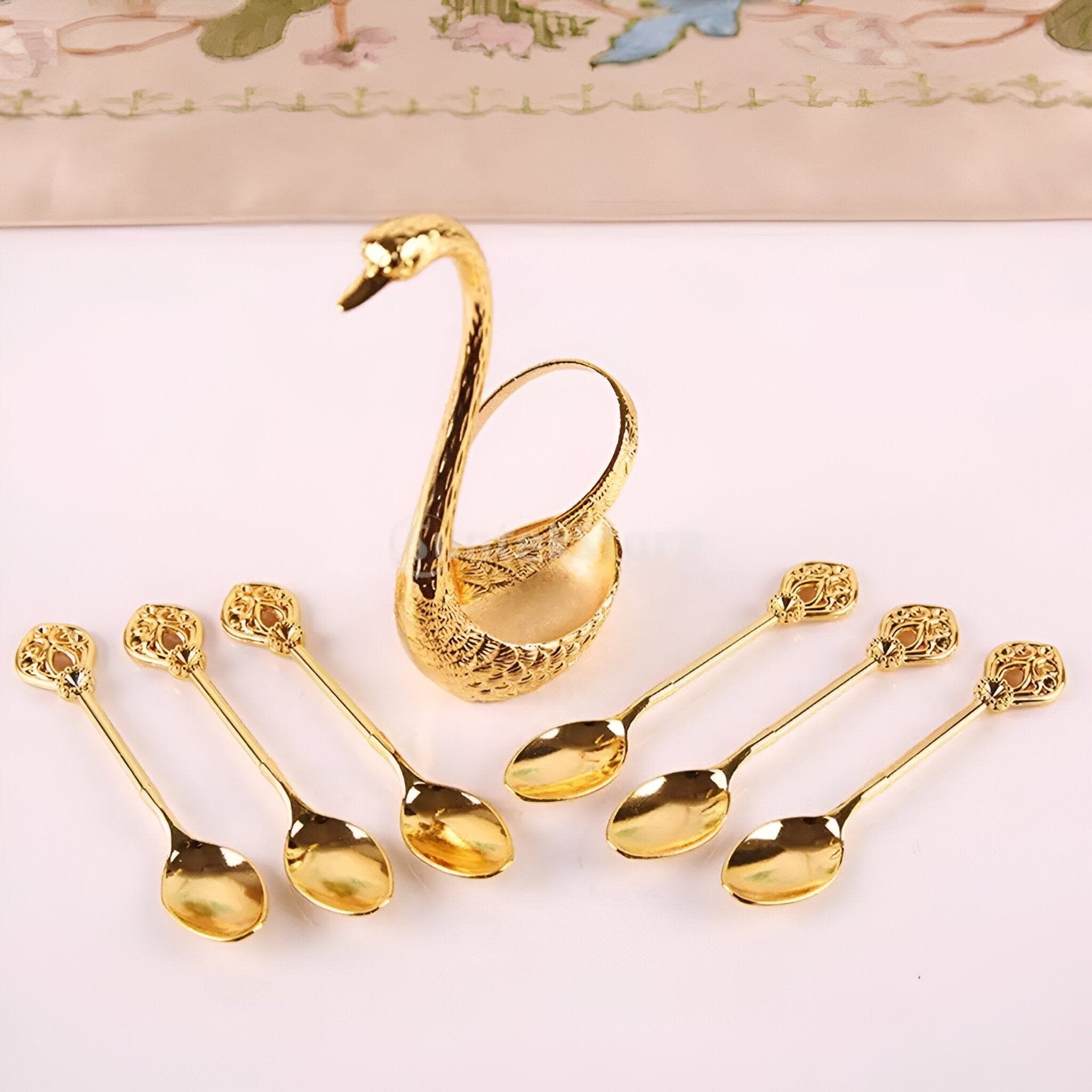 Conjunto de Louça para Jantar com Base Decorativa de Cisne