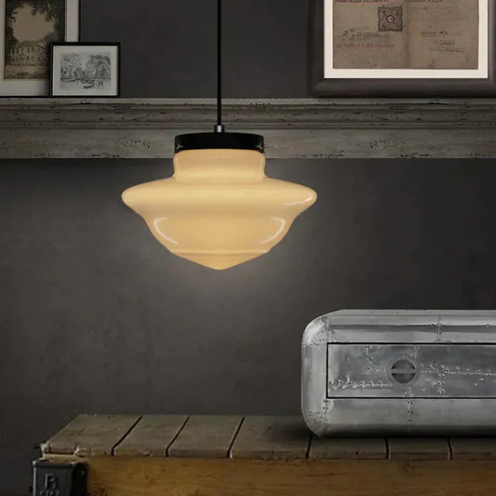 VintageGlow – Lampada a sospensione geometrica in vetro opaco