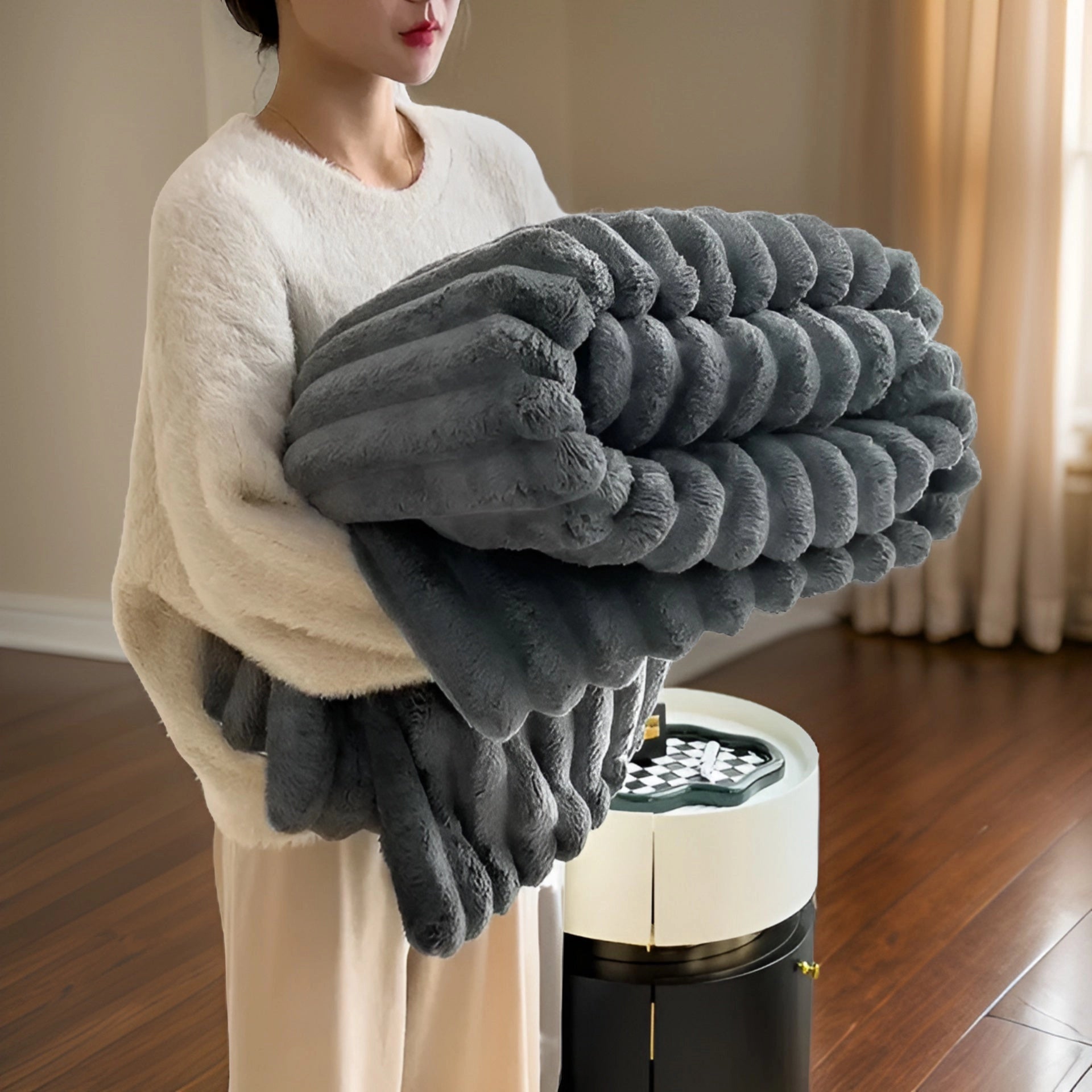 Luxury Chunky Knit Blanket | Soft Modern Plush Throw & Decor