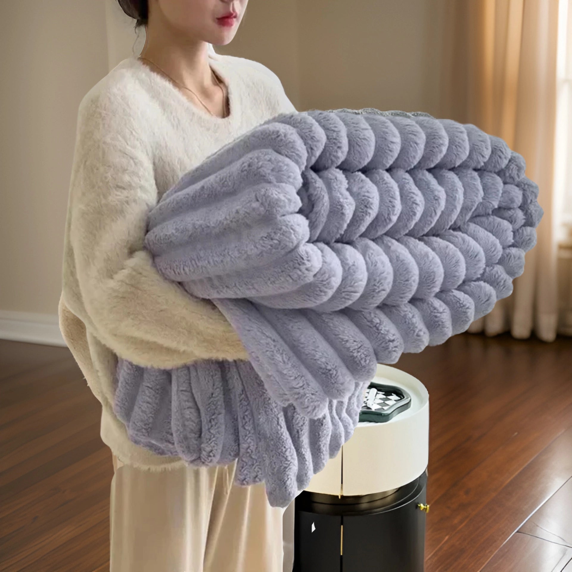 Luxury Chunky Knit Blanket | Soft Modern Plush Throw & Decor