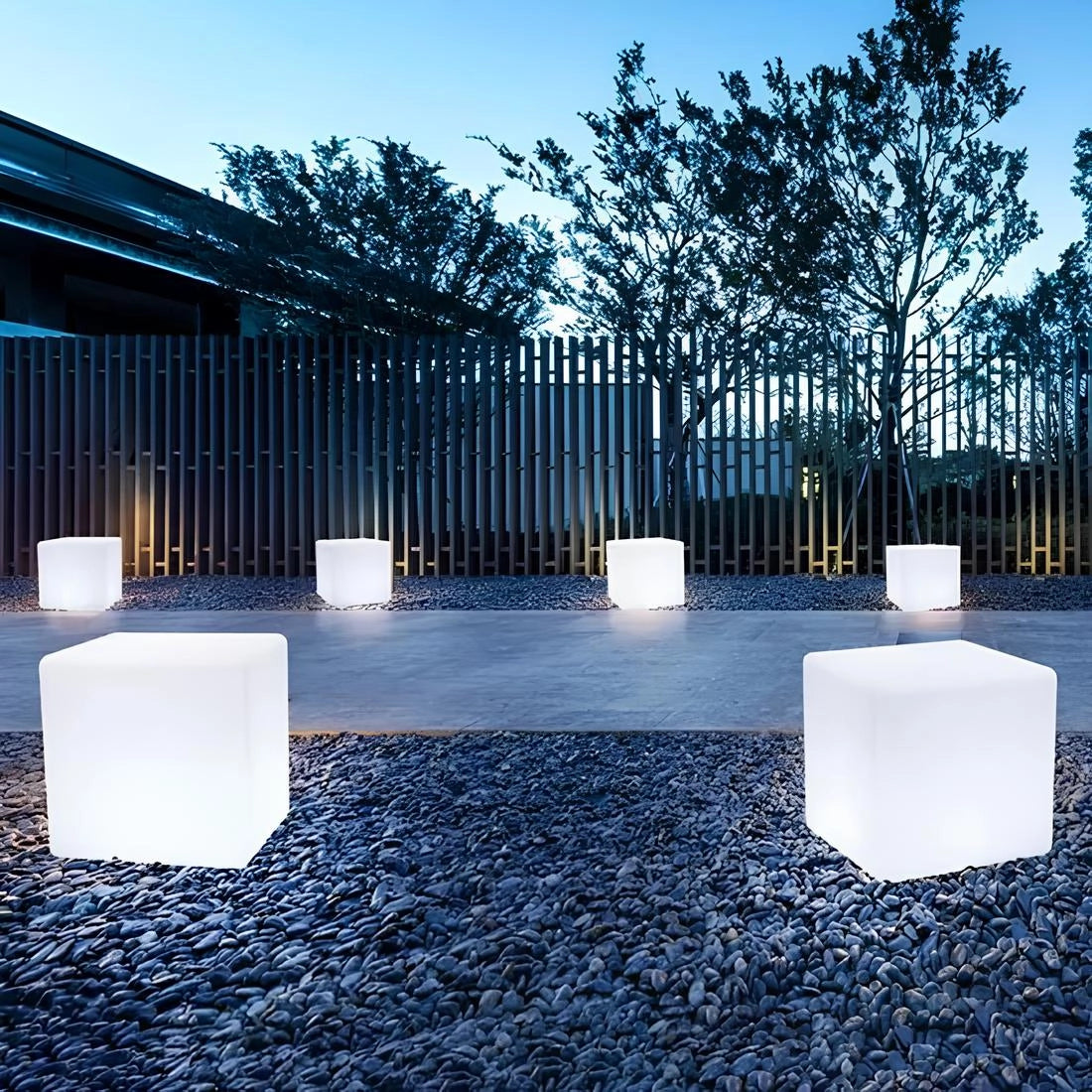 Lumières Cubes LED Rechargeables Étanches - Éclairage Extérieur Moderne