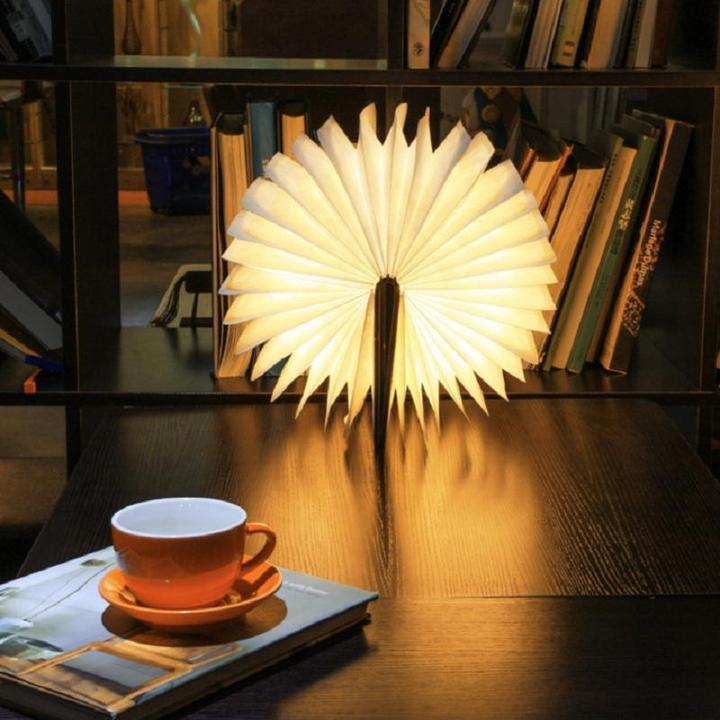 Lumio Style LED (Folding) Book Lamp!