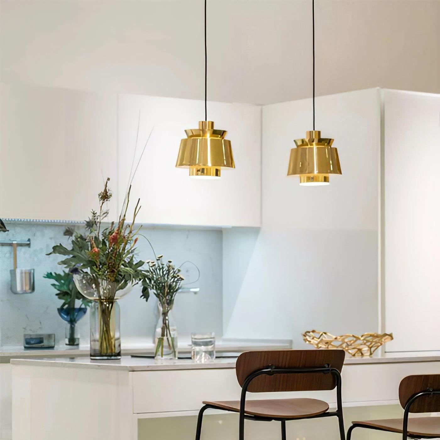 OrionGlow – Elegant Pendant Lamp in Light