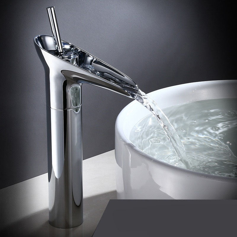 Torneira de Lavabo em Estilo Antigo com Cascata