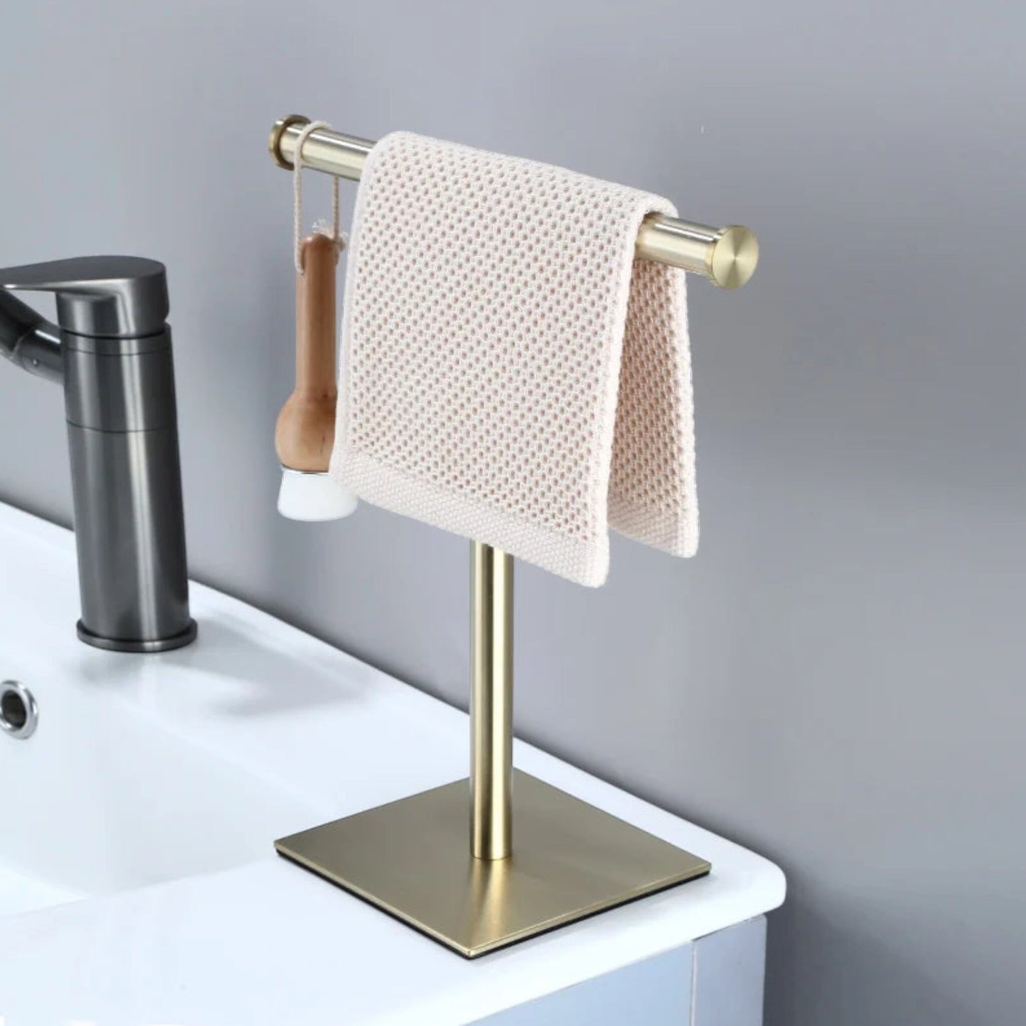 Bianca Towel Rack