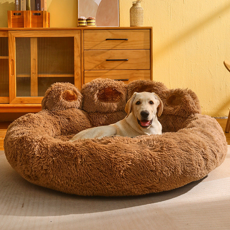 Bear Paw Haven: Plush Paw-Shaped Pet Bed