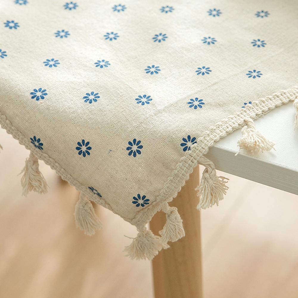 Blue Daisy Tablecloth