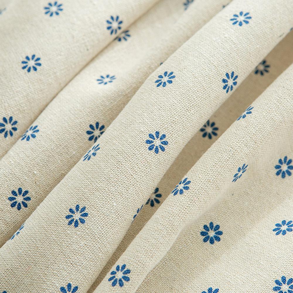 Blue Daisy Tablecloth