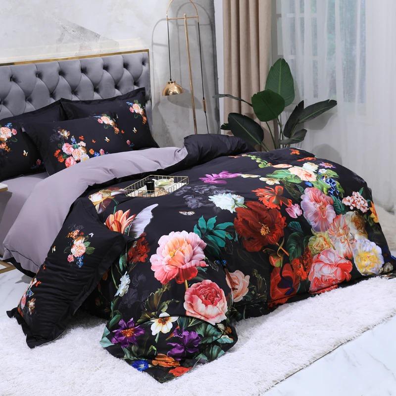 Bouquet De Fleurs Duvet Cover Set