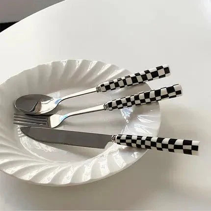 Chequered Pattern Stainless Steel Cutlery Set