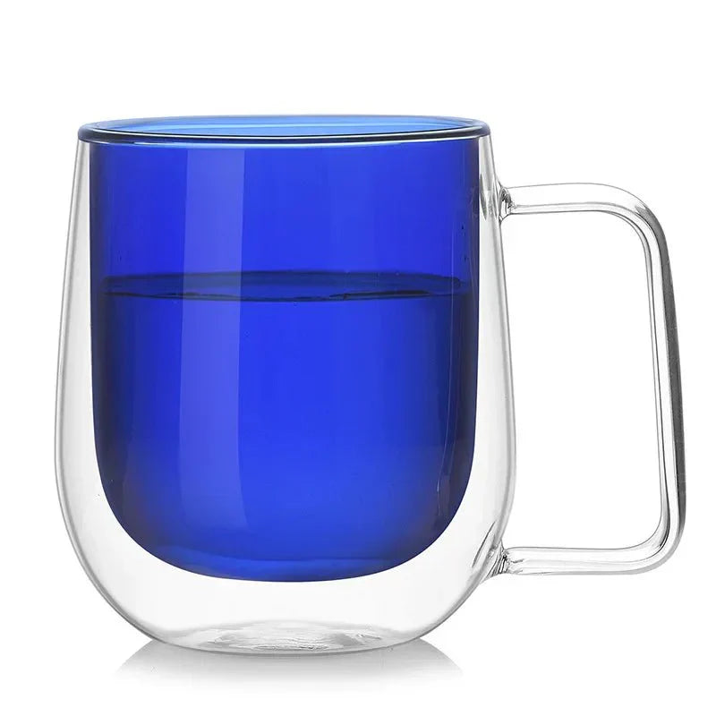 Cana de cafea transparentă cu două pereți colorată