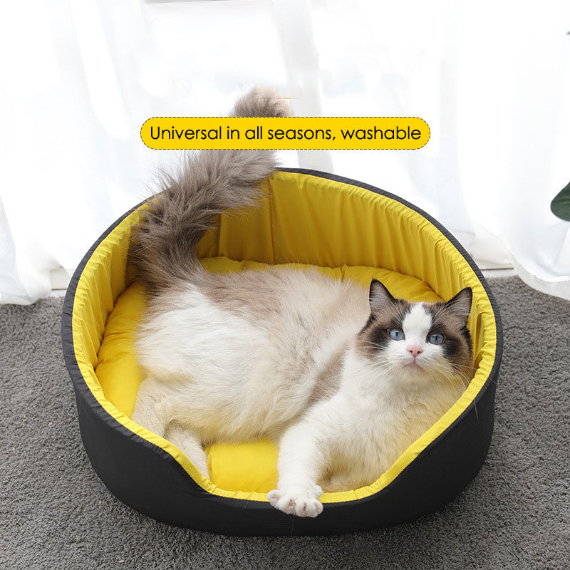 Cozy Haven Retreat: All-Season Washable Pet Bed