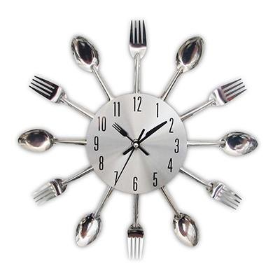 Reloj de pared de cocina de metal con cubiertos: diseño de cuchara y tenedor, reloj de pared de cuarzo único para cocinas modernas