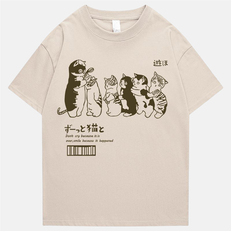 Japanse Cartoon Kat Wachtrij Voor Douche T-shirt