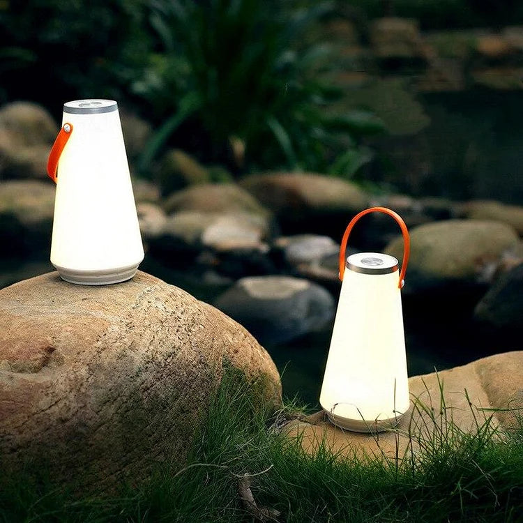 Luz LED portátil para acampar al aire libre