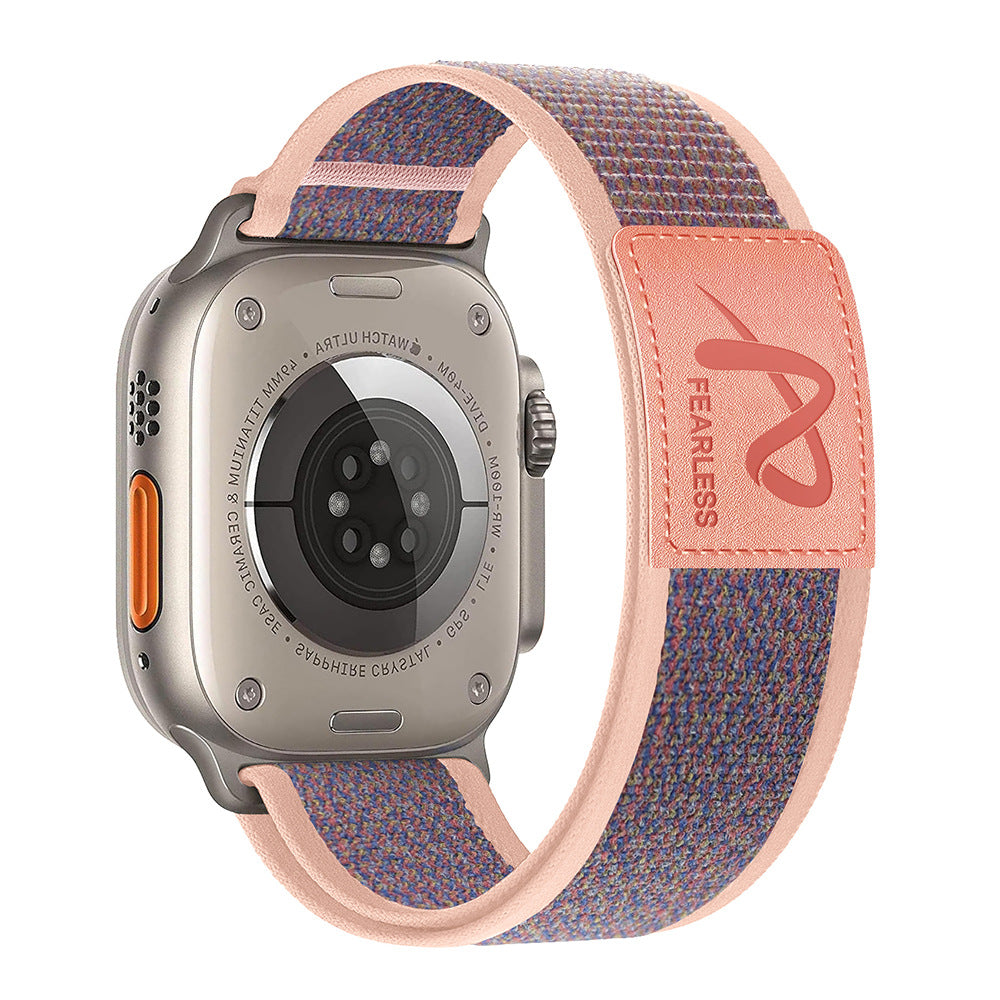 Cinturino in nylon con etichetta in pelle per Apple Watch