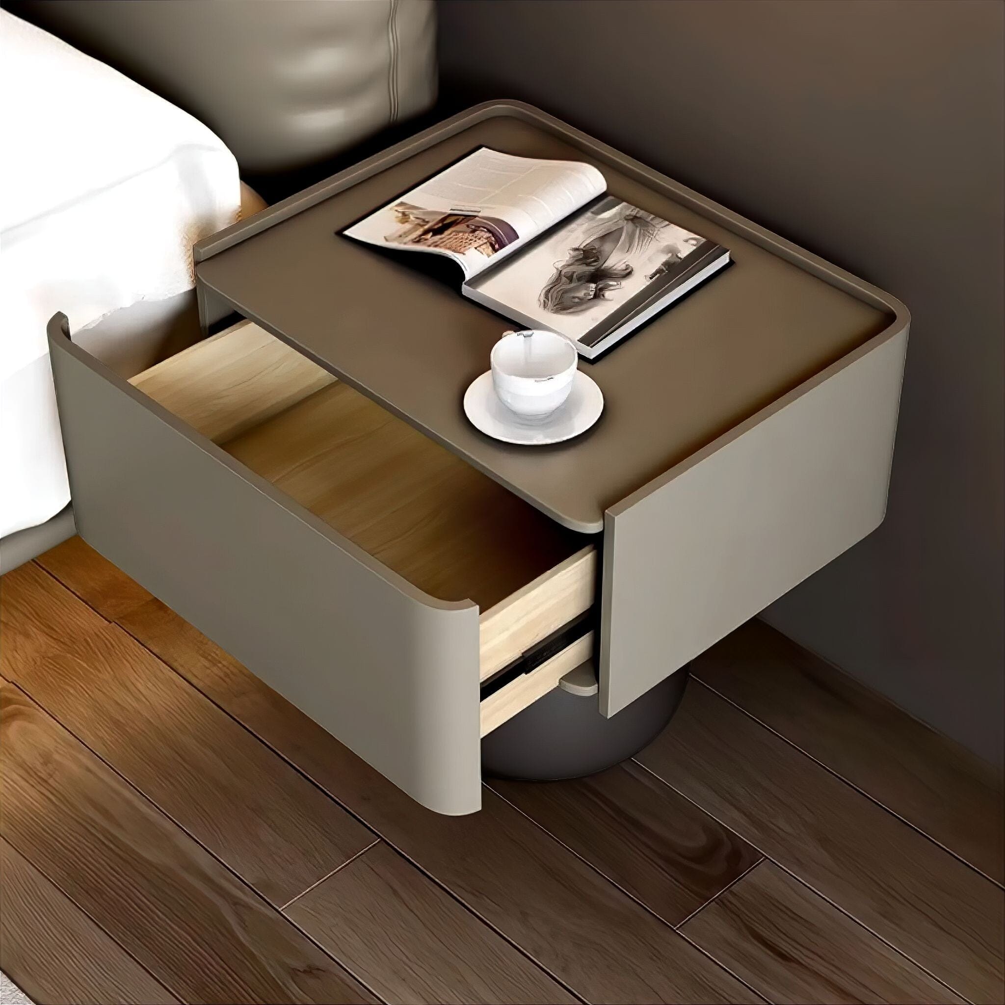 Faustine Bedside Table