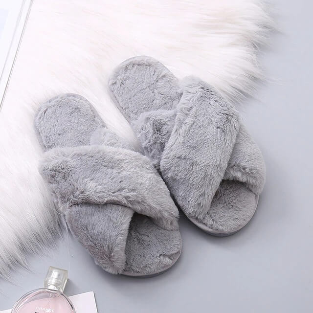 Nordic Cozy Cross Band Slippers