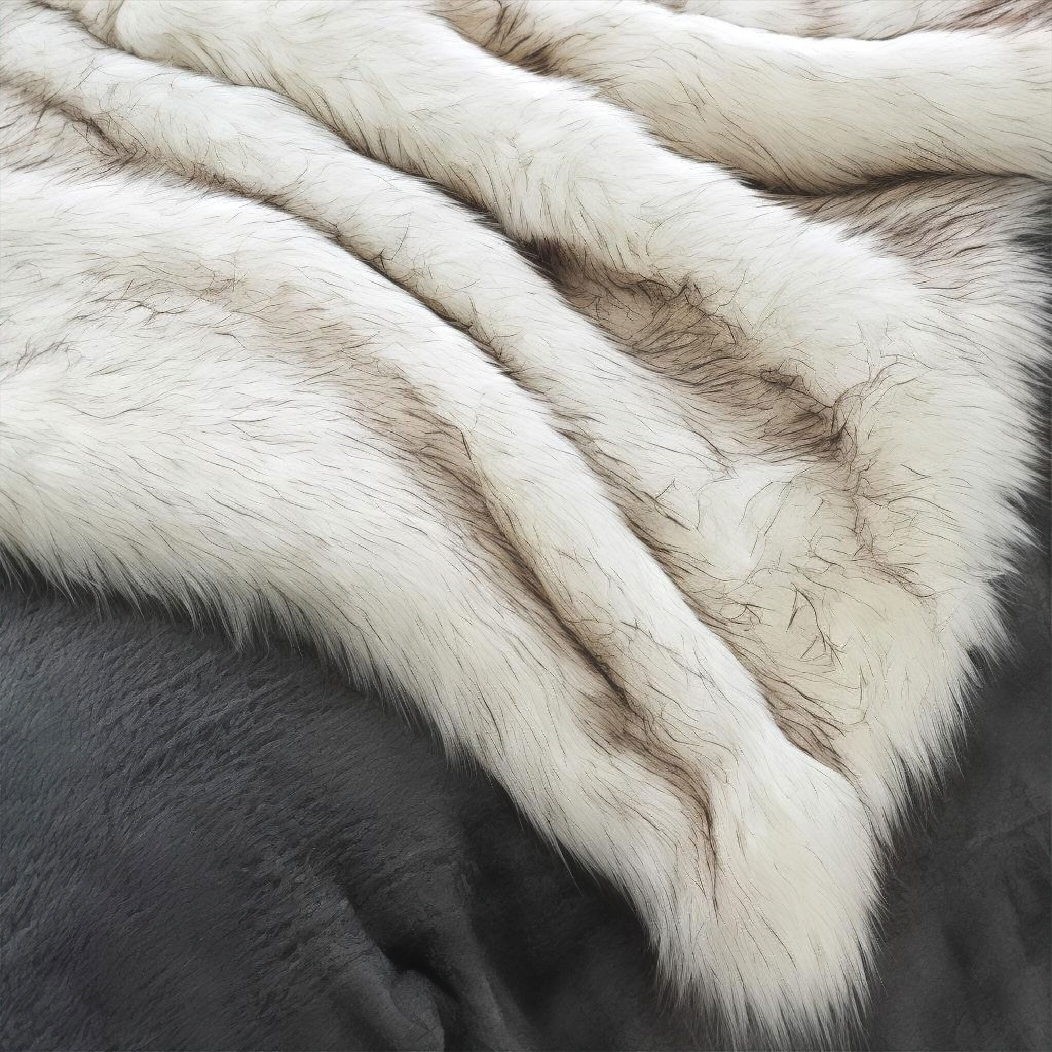 Hervé Luxury Blanket