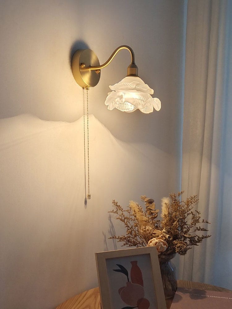 Blomma vägglampa i lager av glas i vintagestil - glödlampa ingår