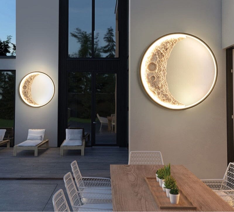 Half Moon Wall Lamp