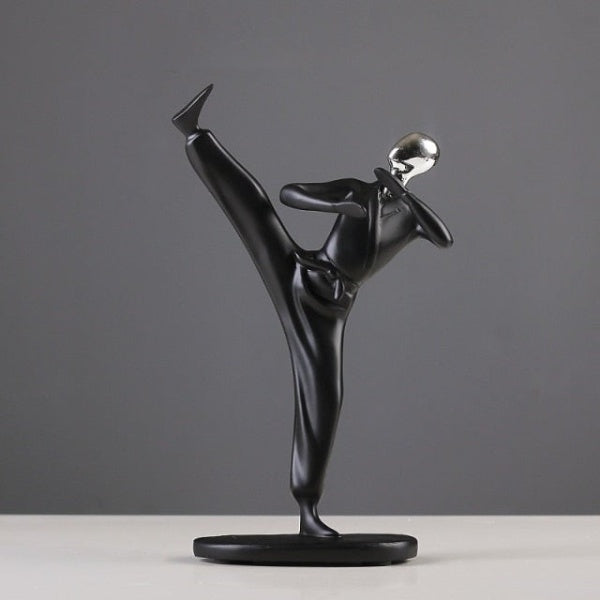 Statuette sportive moderne realizzate a mano: eleganti sculture in resina per l'arredamento di casa e ufficio