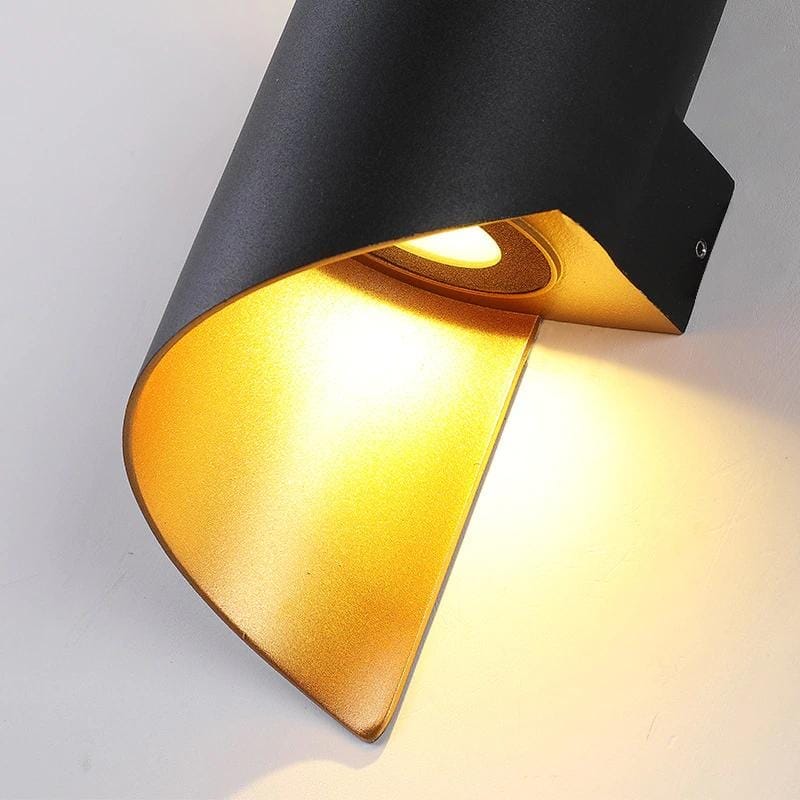 Hampton Wall Lamp