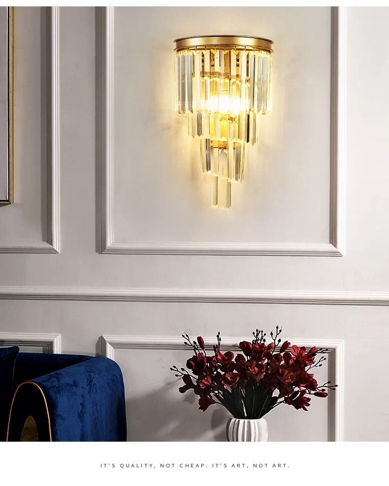 Deluxe Sofia Wall Lamp