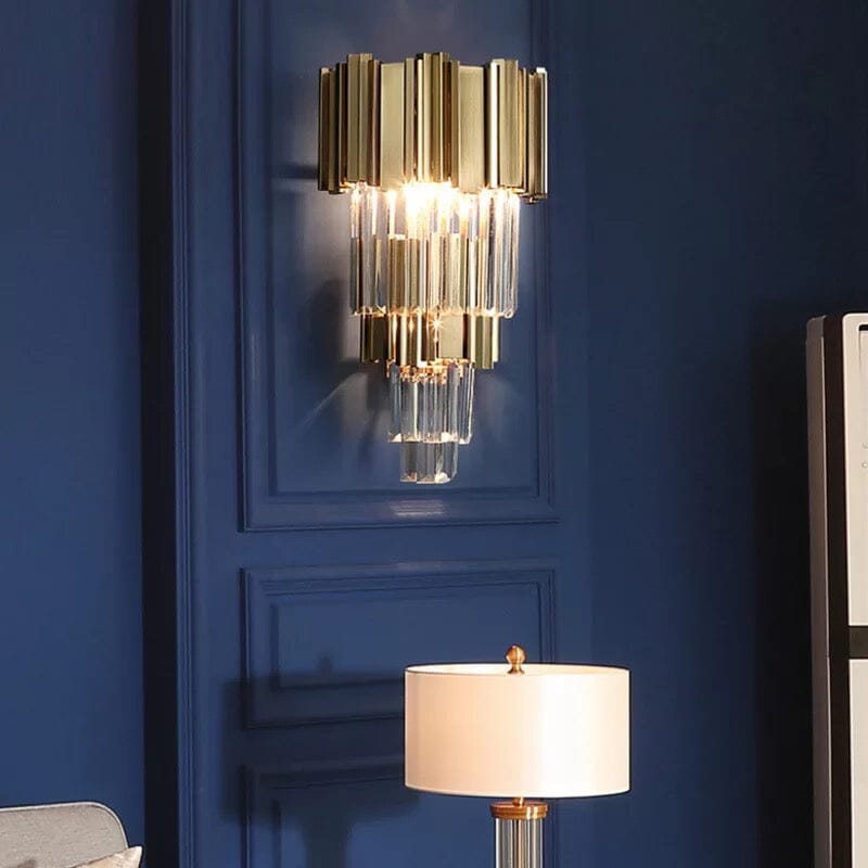 Queen Elizabeth Wall Lamp