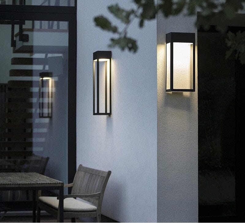 Olivia outdoor wall lamp