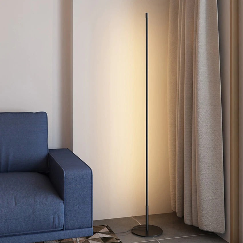 The Dahl Floor Lamp