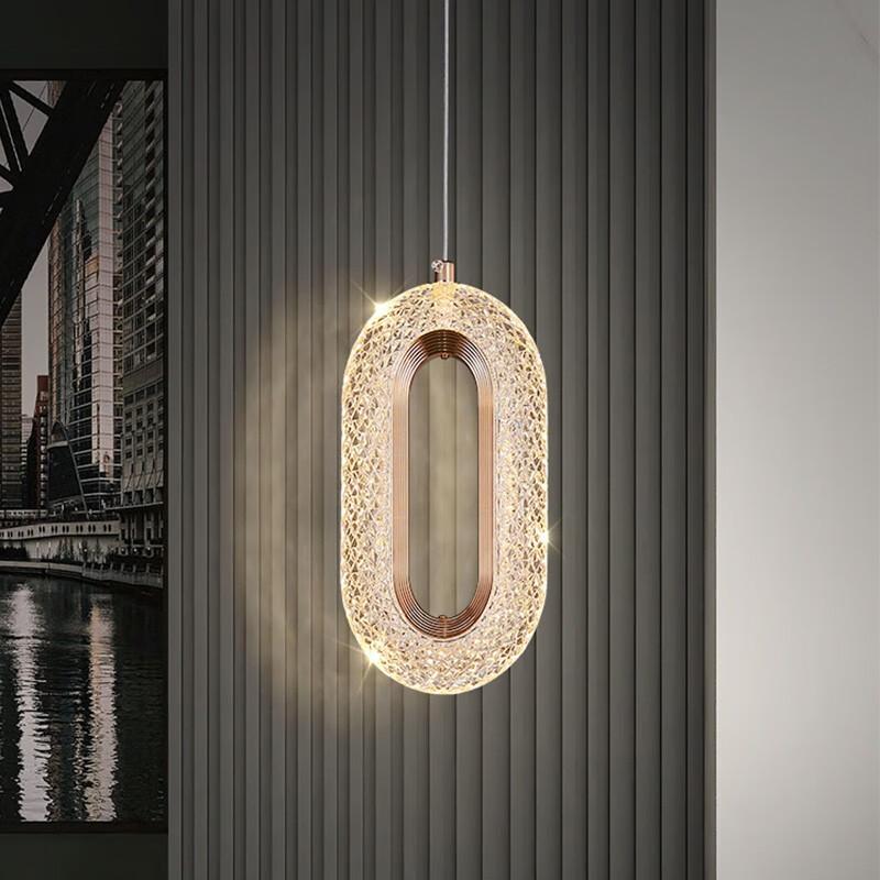 Pendente de Luz de Ouro com Anel de Diamante Luxuoso - Luminária Moderna Inspirada em Cristal