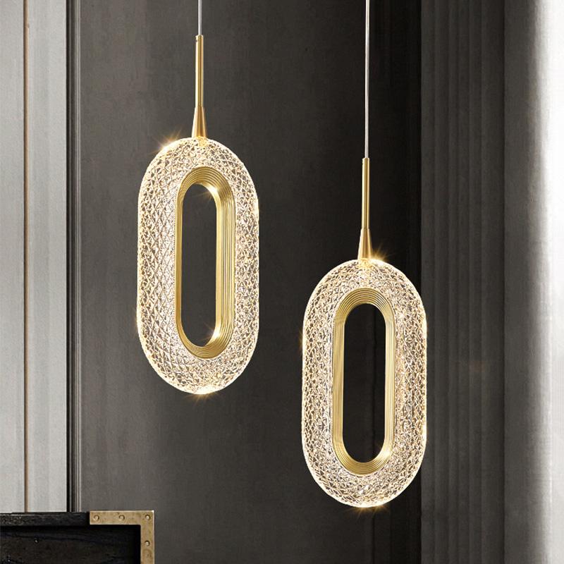 Pendente de Luz de Ouro com Anel de Diamante Luxuoso - Luminária Moderna Inspirada em Cristal