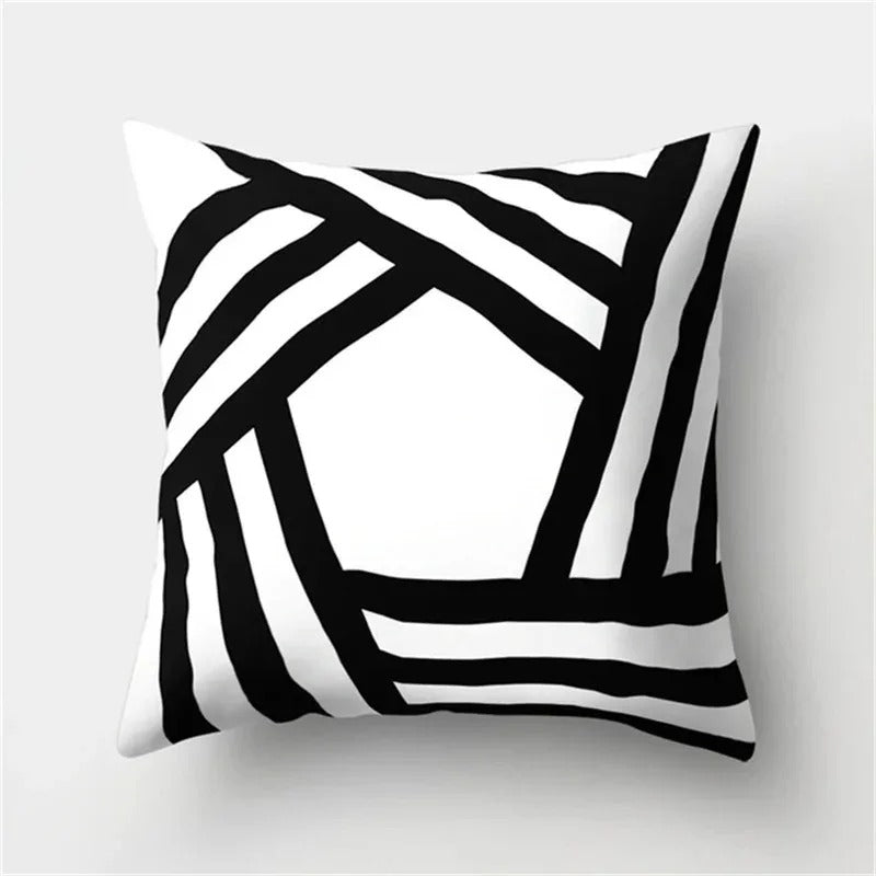 Housse de coussin géométrique noir et blanc – Élevez votre décoration d’intérieur avec un style chic