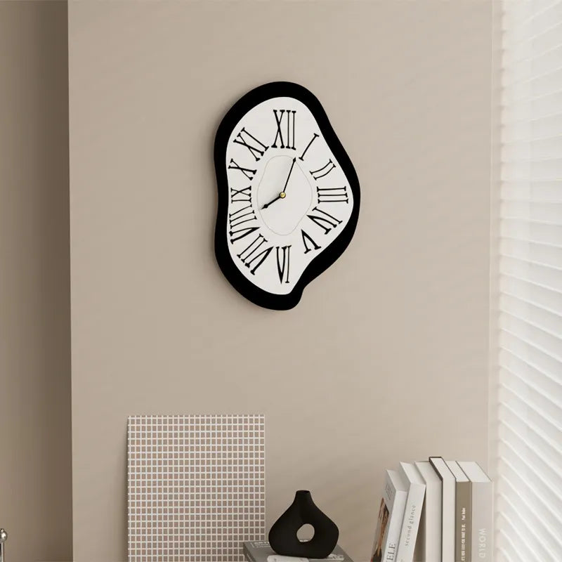 Reloj de decoración de pared surrealista moderno │ Reloj decorativo romano con números de jardín de Salvador Dali