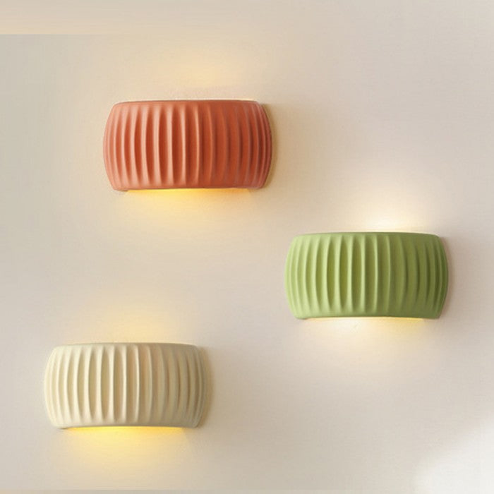 Modern Art Deco Resin Ribbed Wall Sconce Lamp