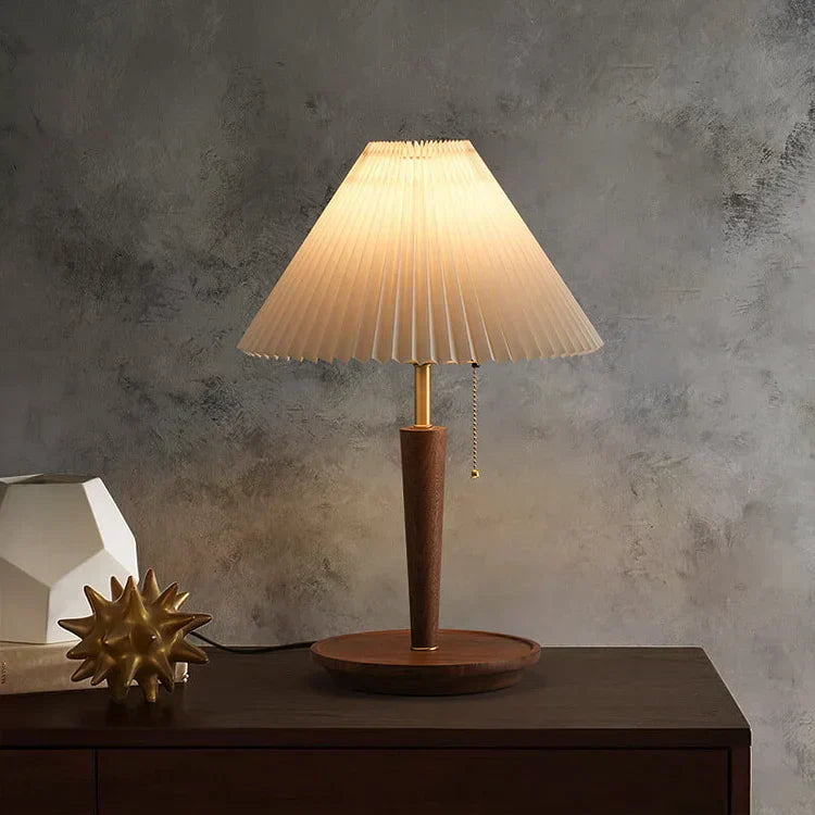 VintageLumi – Retro Dřevěná Lampa