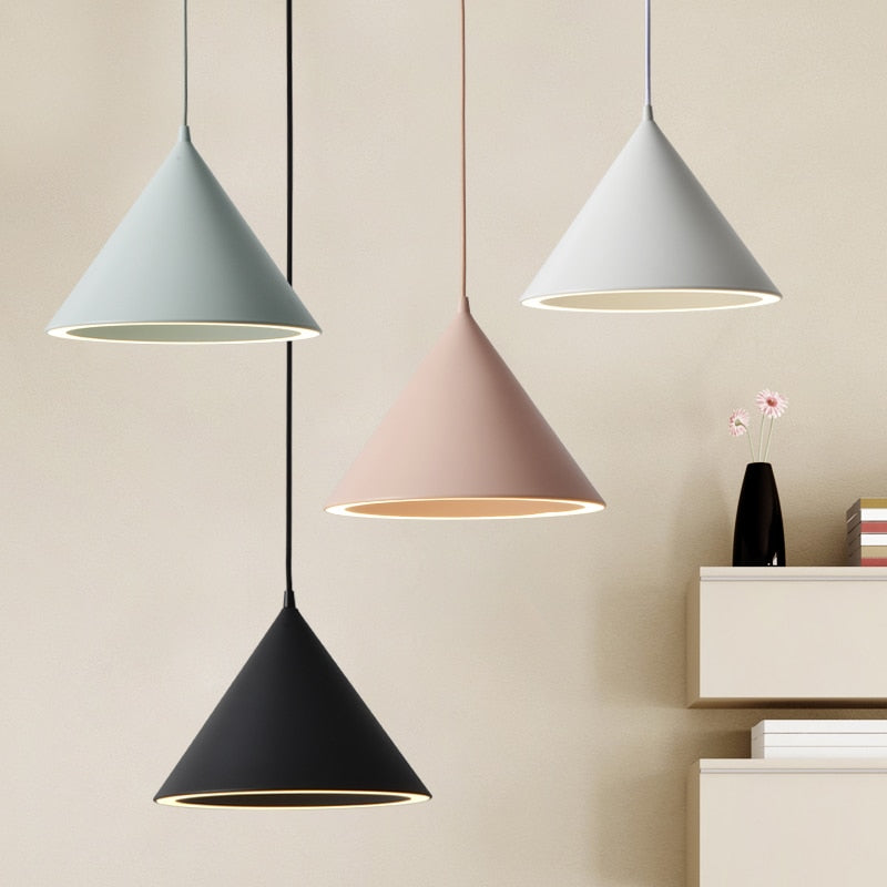 Krorat - Lampe suspendue à cône nordique moderne à LED pour café, bar et restaurant